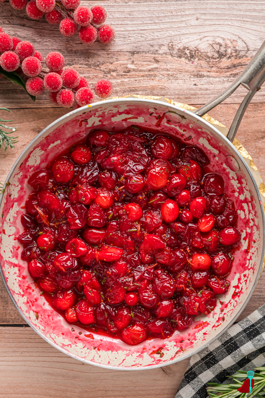 cranberry sauce ingredients in pan