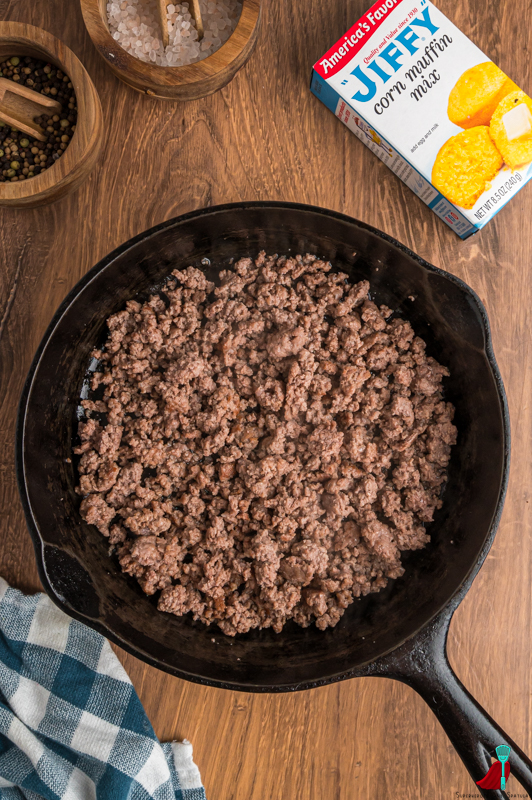 ground beef in cast iron pan